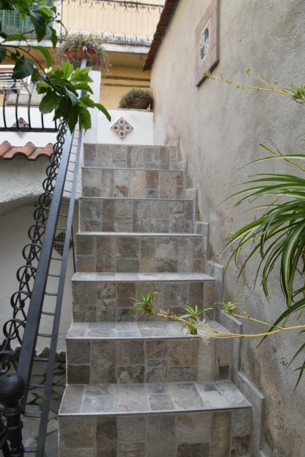 Villino Annapaola Villa Вико Екуензе Екстериор снимка