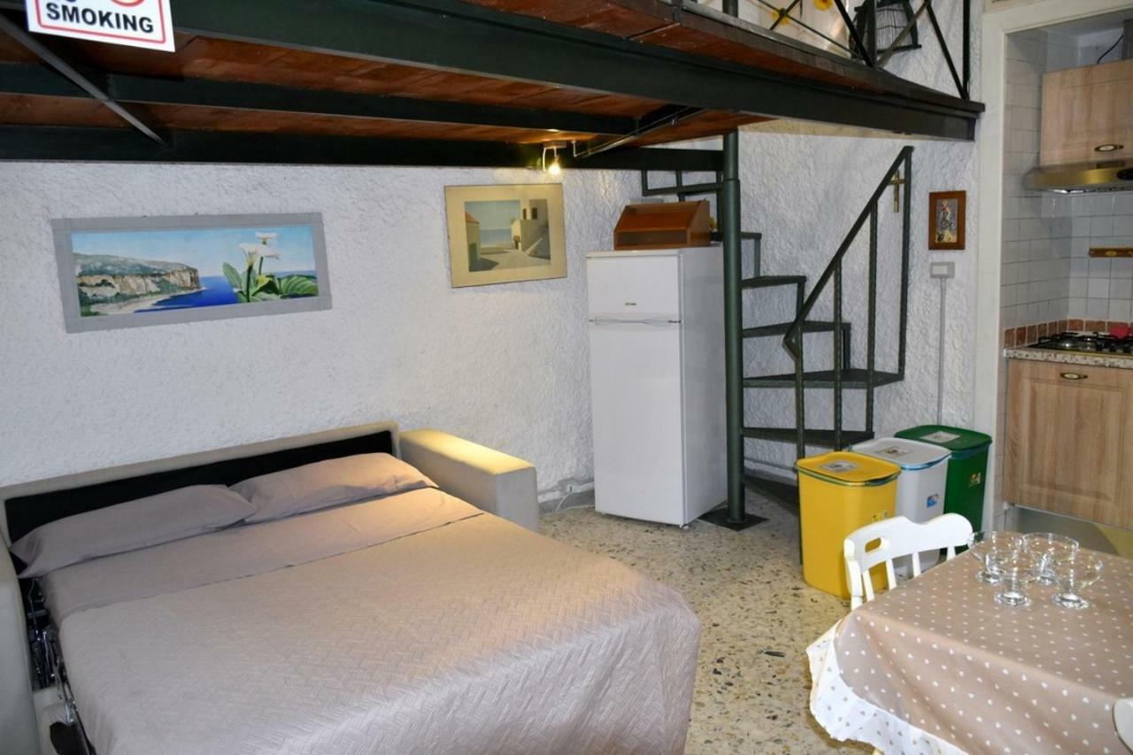 Villino Annapaola Villa Вико Екуензе Екстериор снимка