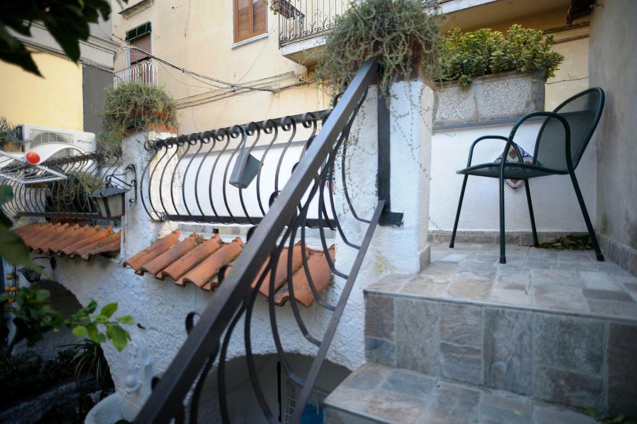 Villino Annapaola Villa Вико Екуензе Екстериор снимка